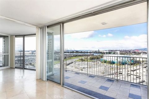 Tiny photo for 700 E Ocean Blvd #2308, Long Beach, CA 90802 (MLS # PW25246601)