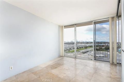 Tiny photo for 700 E Ocean Blvd #2308, Long Beach, CA 90802 (MLS # PW25246601)