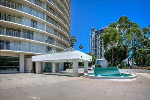 Tiny photo for 700 E Ocean Blvd #2308, Long Beach, CA 90802 (MLS # PW25246601)