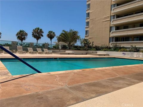 Tiny photo for 700 E Ocean Blvd #2308, Long Beach, CA 90802 (MLS # PW25246601)