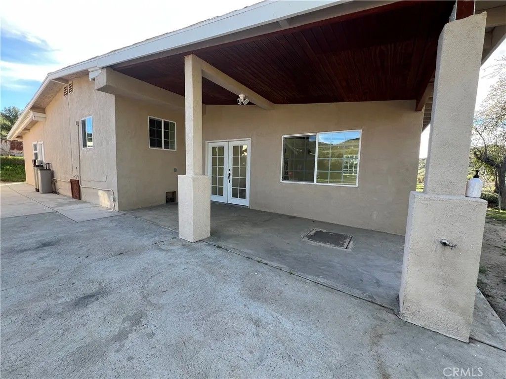Photo of 40481 Sage Rd, Hemet, CA 92544 (MLS # SW26015132)