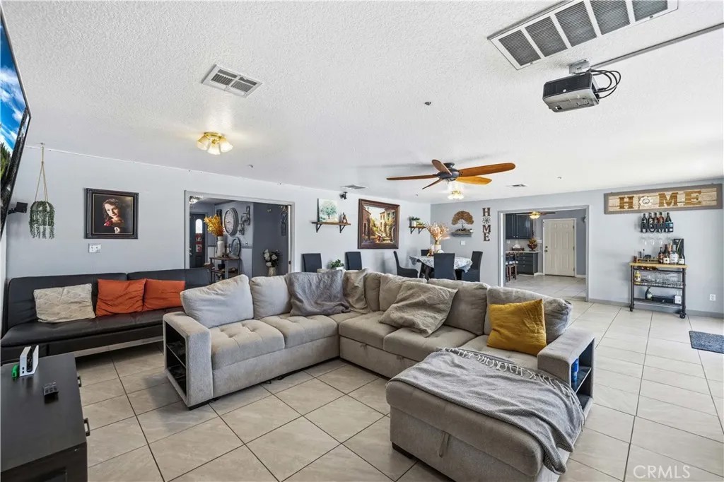 9740 E Avenue G10