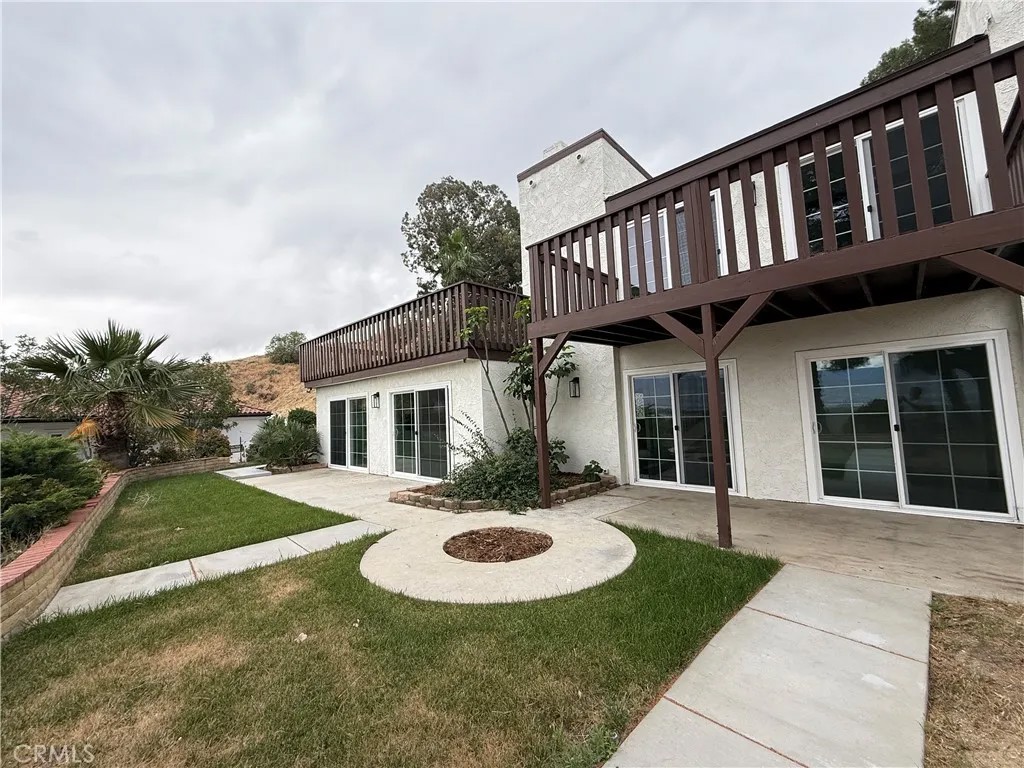 25051 Crestview