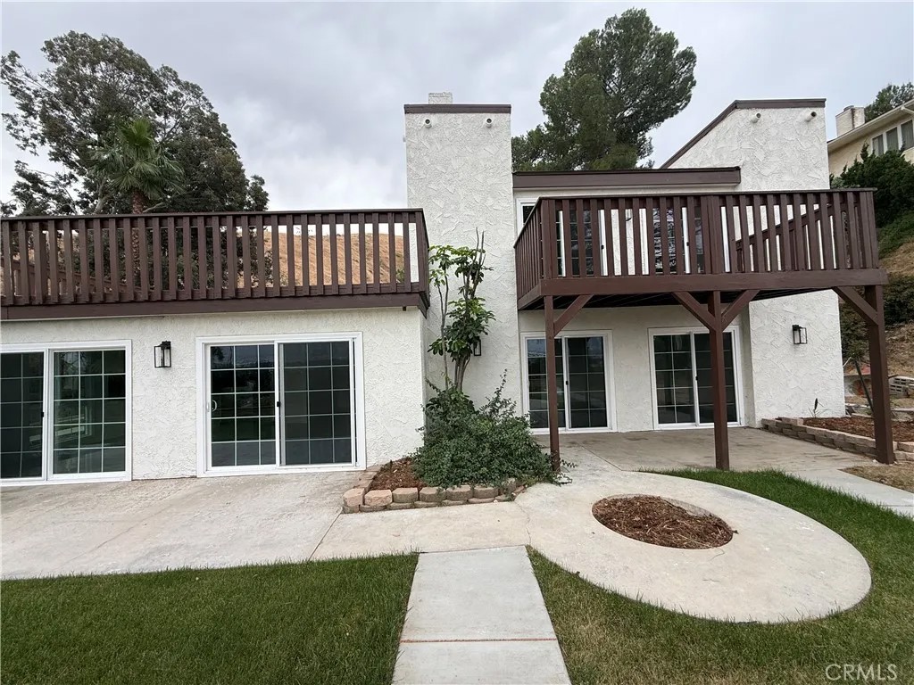 25051 Crestview