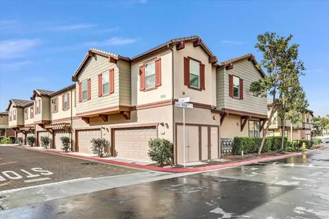1514 Crown Ln Unit 2, Chula Vista, CA 91915 - #: 260001891