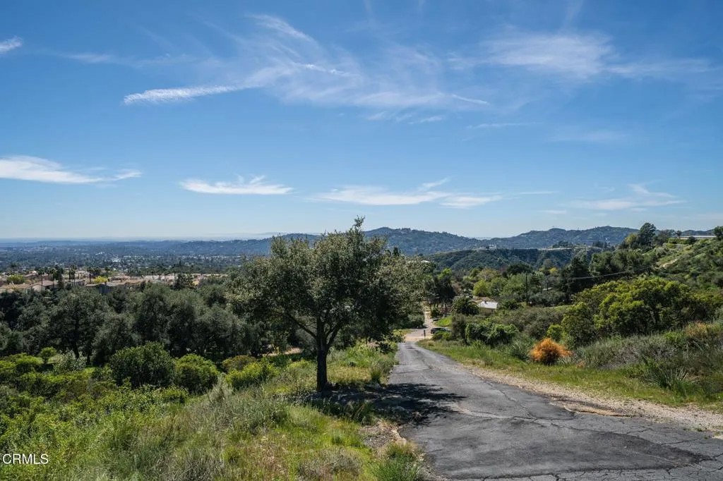 4700 Rising Hill