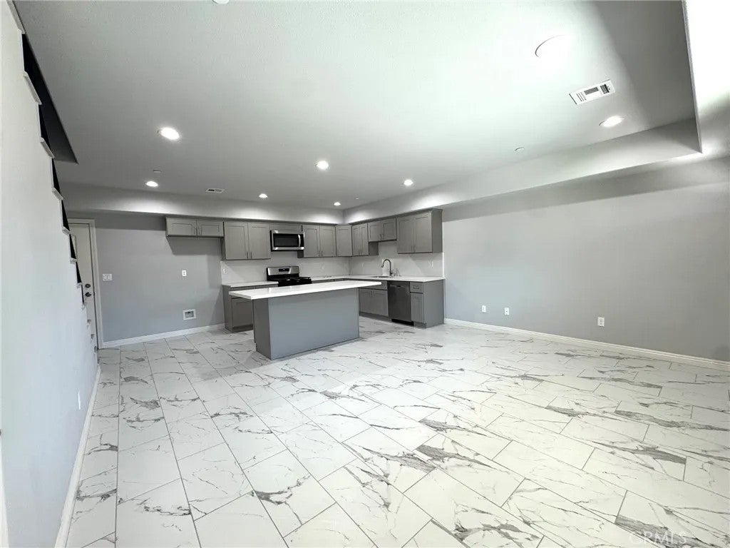 15616 Amar Road B