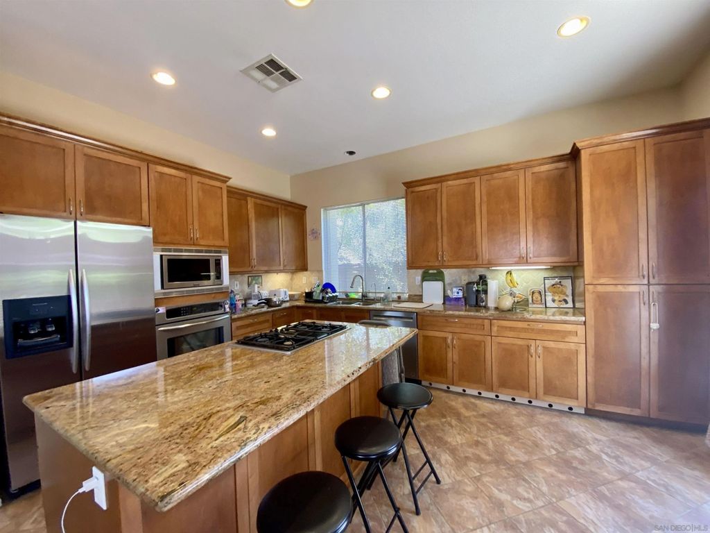 Photo of 12061 Daymark Ct, San Diego, CA 92131 (MLS # 260003943)