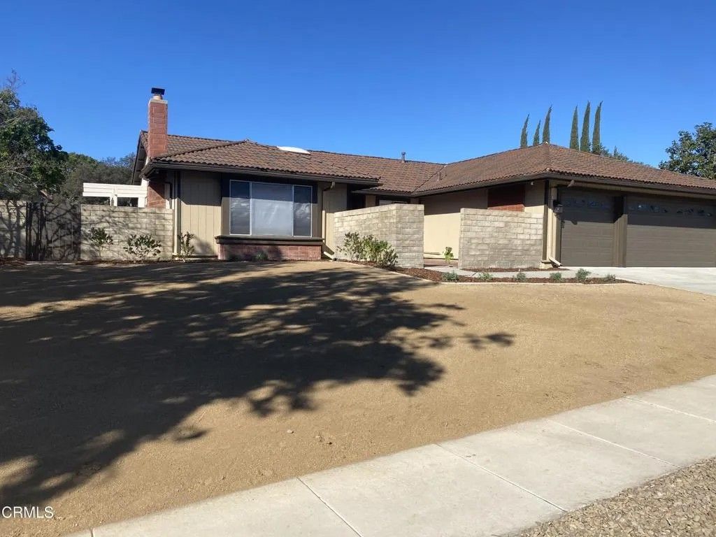 Photo of 3 Venus Street, Thousand Oaks, CA 91360 (MLS # V1-33713)