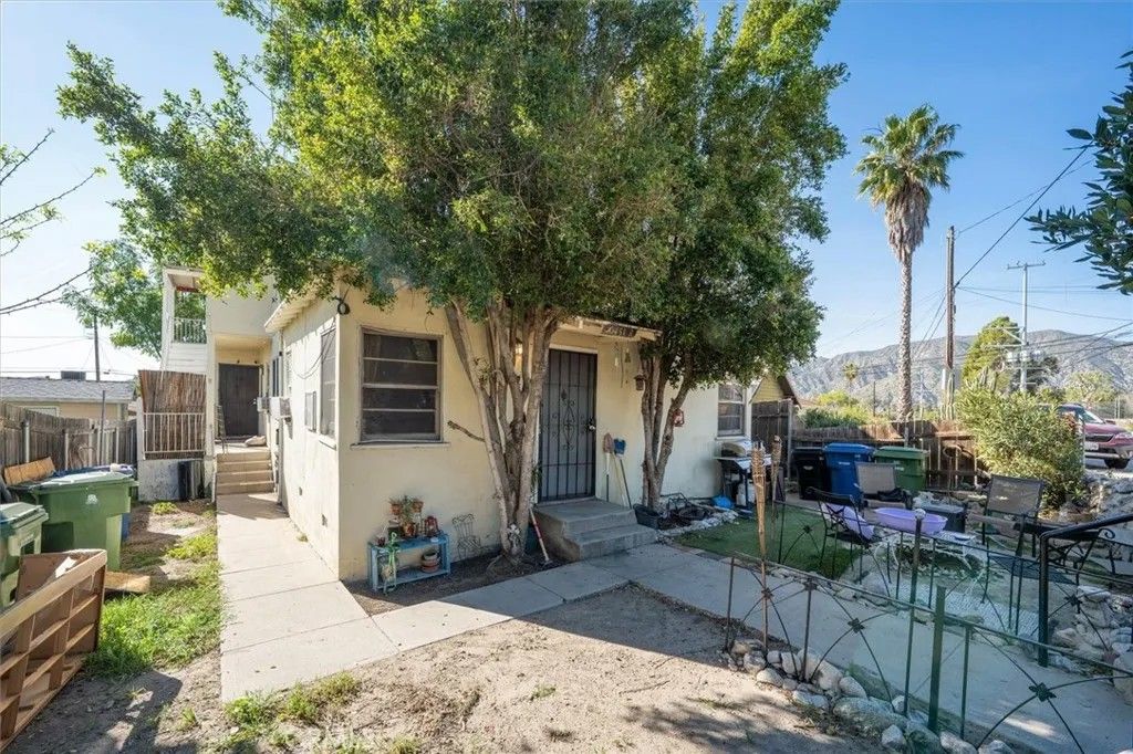Photo of 10451 Tujunga Cyn. Boulevard, Tujunga, CA 91042 (MLS # SR26059817)
