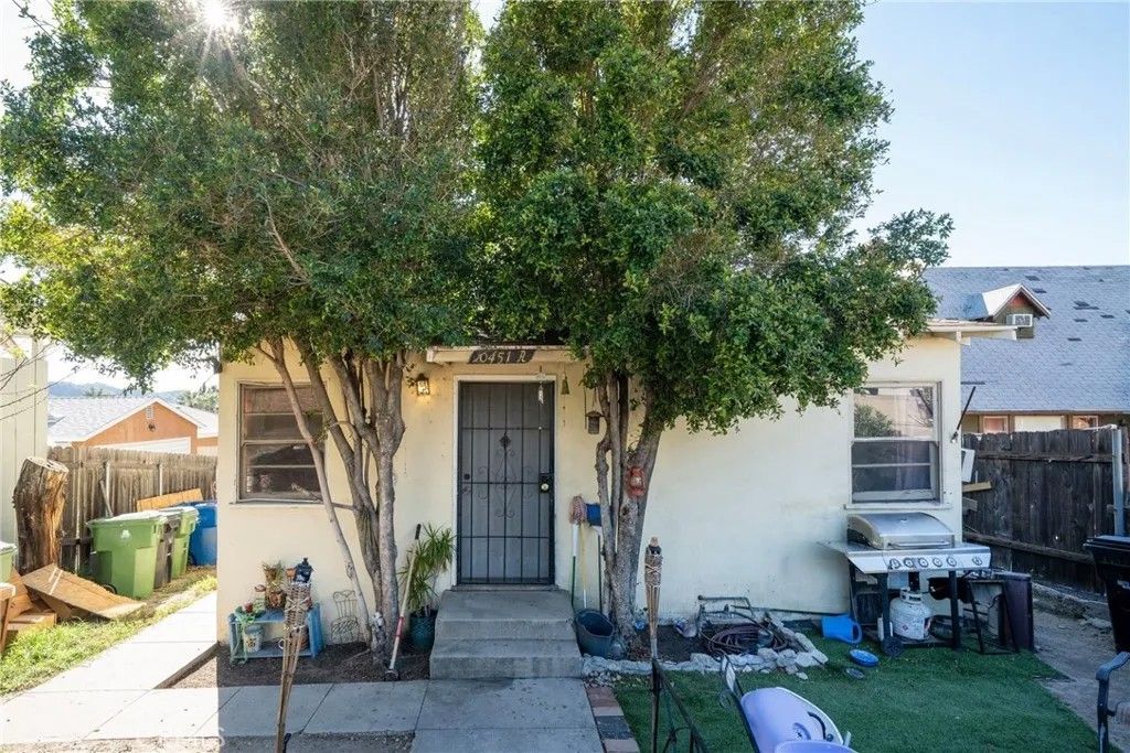 Photo of 10451 Tujunga Cyn. Boulevard, Tujunga, CA 91042 (MLS # SR26059817)