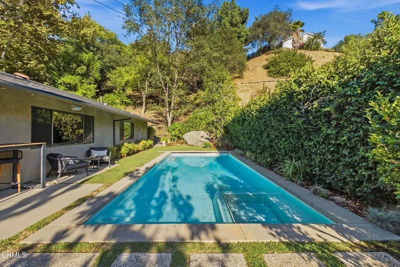 3616 E Chevy Chase Drive
