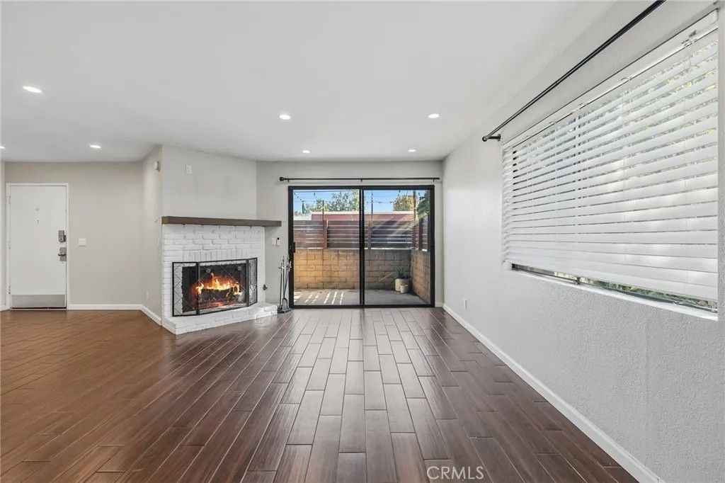 Photo of 7231 Balboa Boulevard #A, Lake Balboa, CA 91406 (MLS # SR25276162)