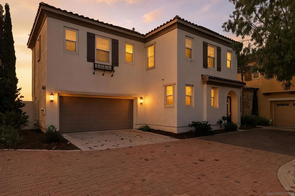Photo of 1552 Franceschi Dr, Chula Vista, CA 91913 (MLS # 250045028)