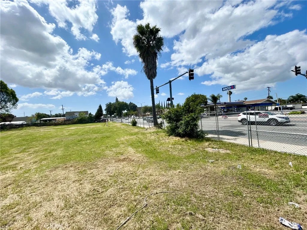 13322 Euclid