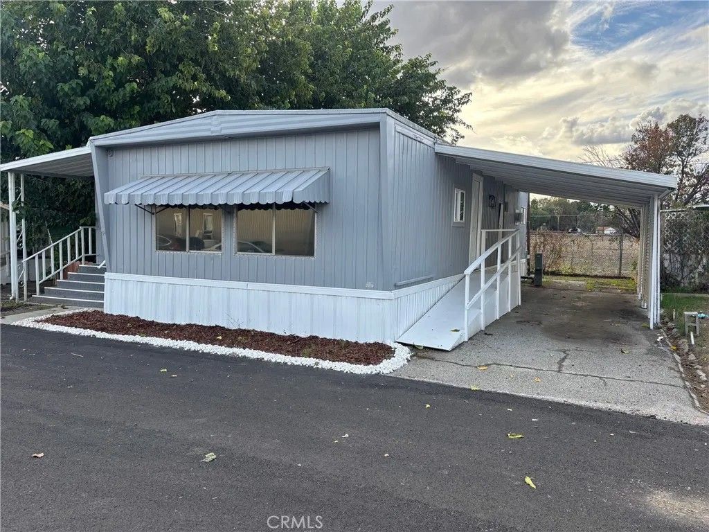 Photo of 2150 S San Jacinto Ave #54, San Jacinto, CA 92583 (MLS # WS25262466)