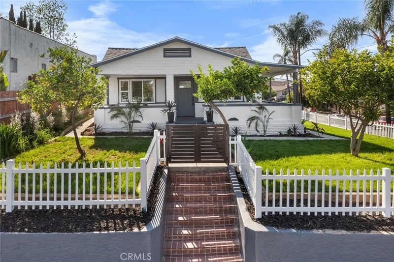 201 S Melrose