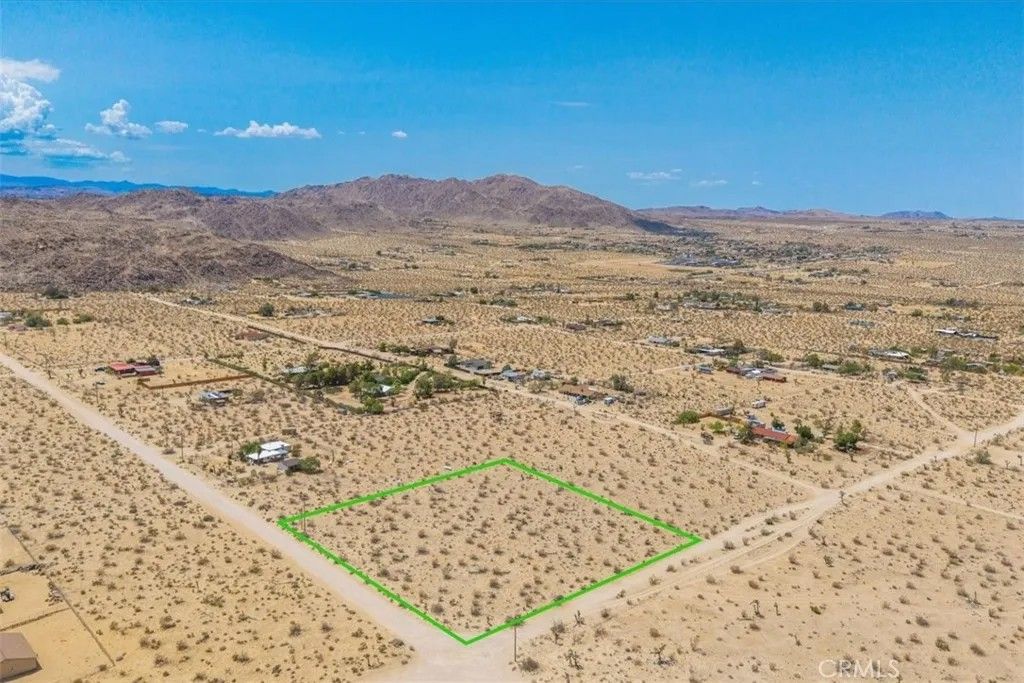 Photo of 6127 Two Mile, Joshua Tree, CA 92252 (MLS # JT26034306)