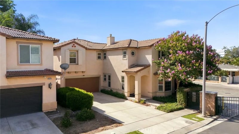1686 Gilliam Court