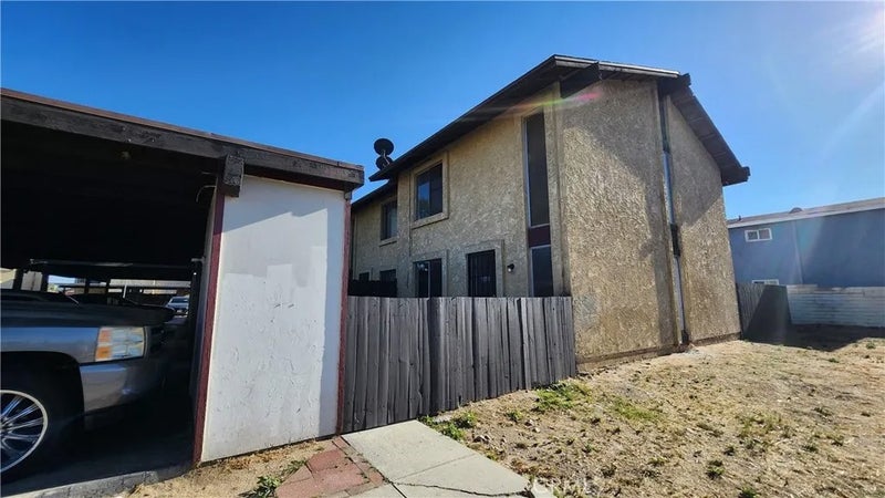 7964 Pinehurst