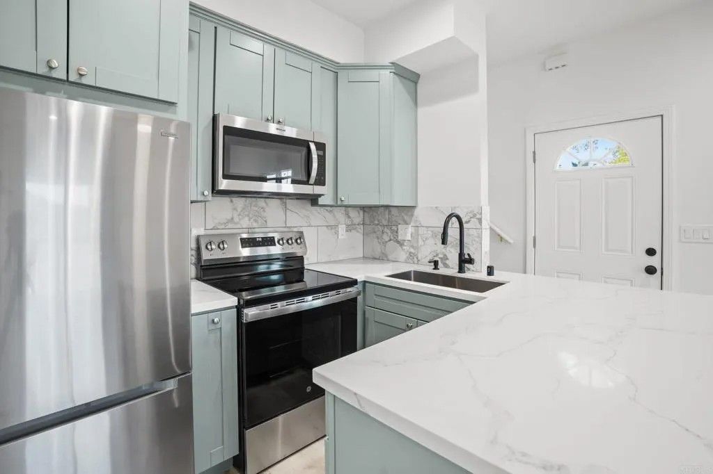 Photo of 2918 Anaheim Street, Escondido, CA 92025 (MLS # NDP2602760)