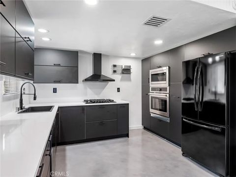 Tiny photo for 39646 174th Street, Palmdale, CA 93591 (MLS # HD25275064)