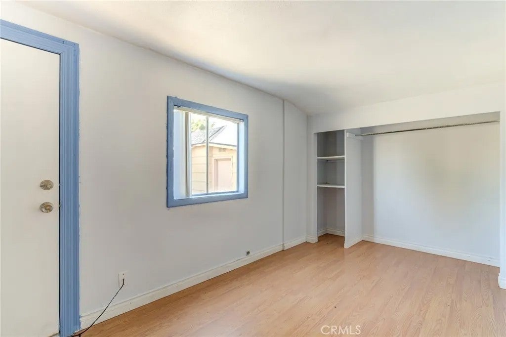 219 S California