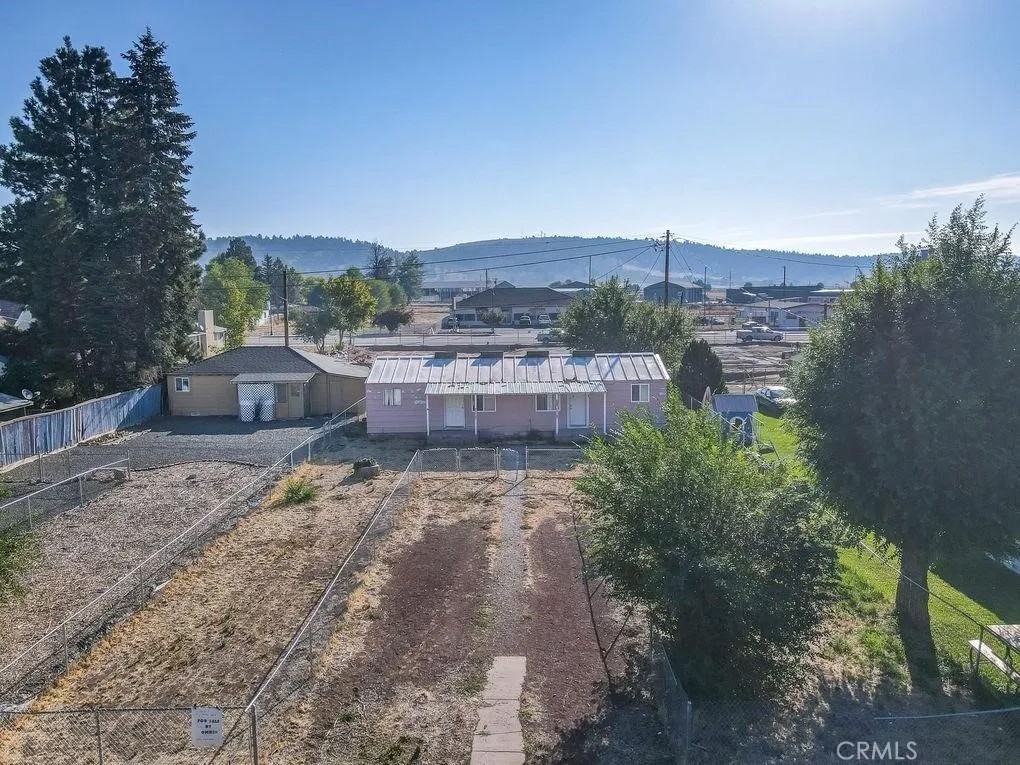 219 S California