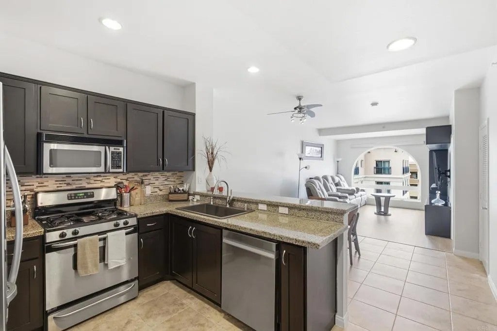 450 J Street 7061