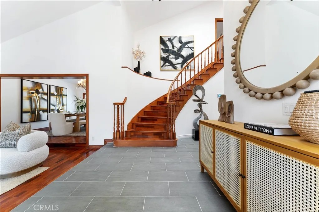 1011 Rodeo Road