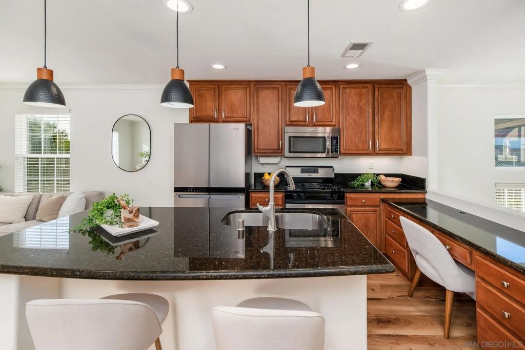 Photo of 3710 Mykonos Ln #172, San Diego, CA 92130 (MLS # 260004362)