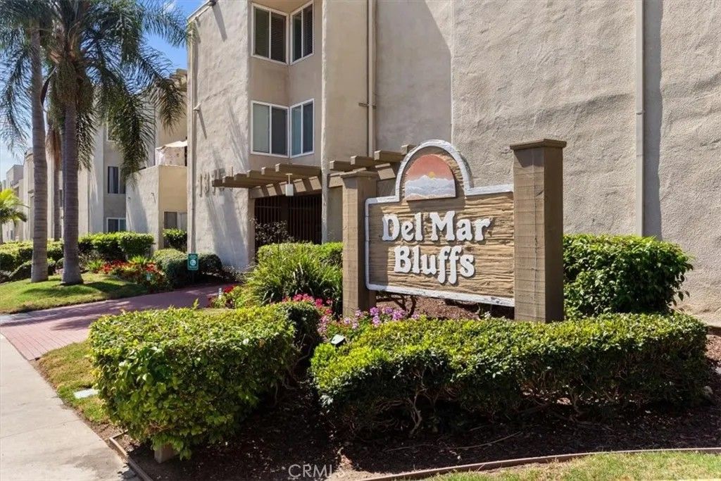 Photo of 13754 Mango Dr #306, Del Mar, CA 92014 (MLS # CV26041707)