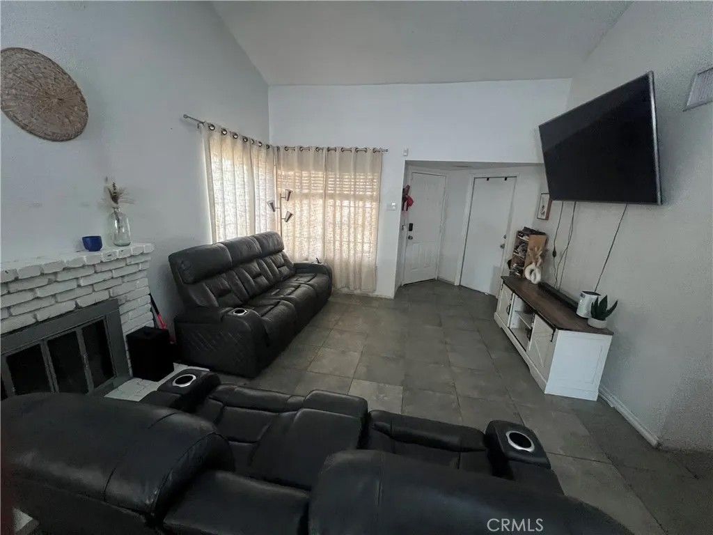 Photo of 13175 Pawnee DR, Moreno Valley, CA 92555 (MLS # IV26101638)