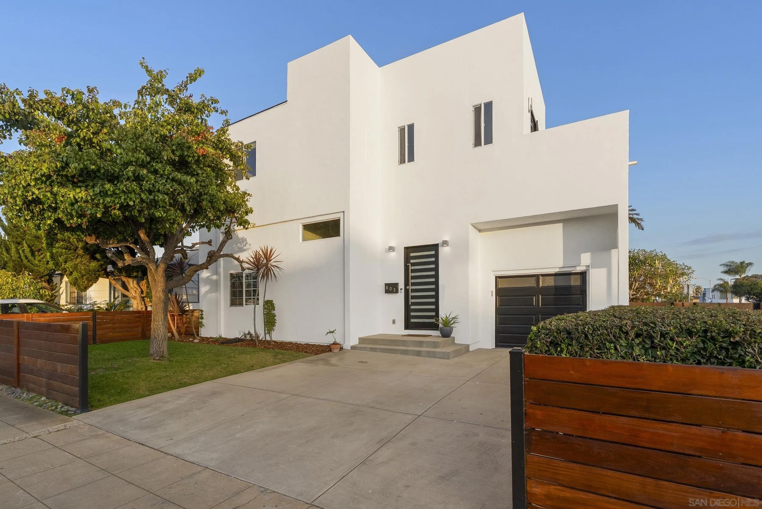 803 Wilbur Ave
