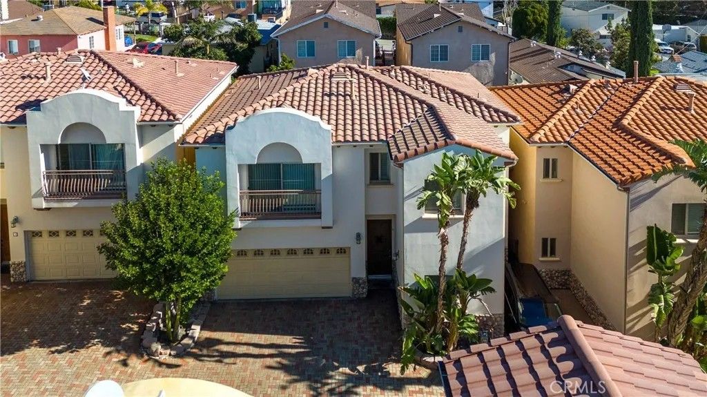 Photo of 6920 Valmont #5, Tujunga, CA 91042 (MLS # GD25271269)