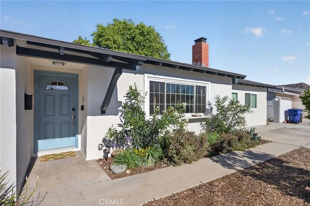 Photo of 191 Dena Dr, Newbury Park, CA 91320 (MLS # PW26080198)