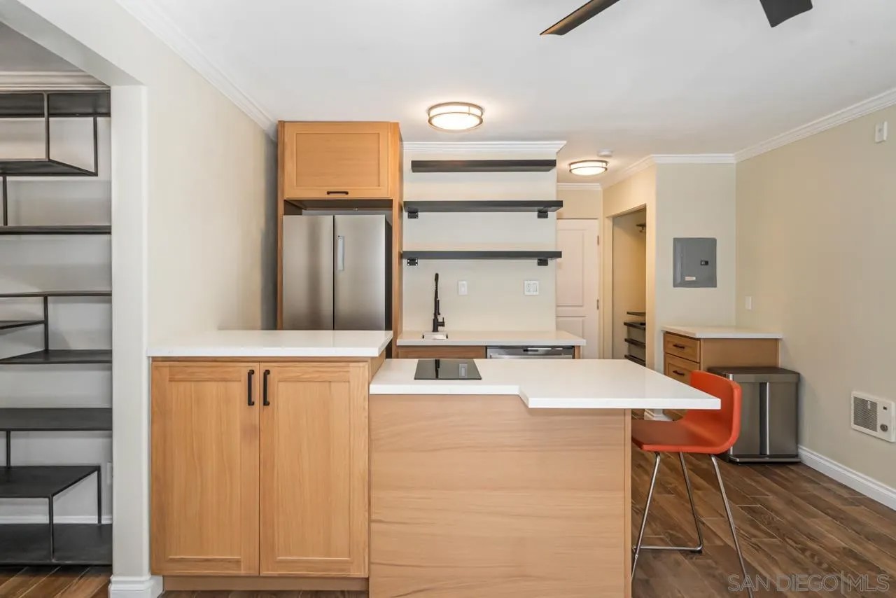1021 Scott St 127