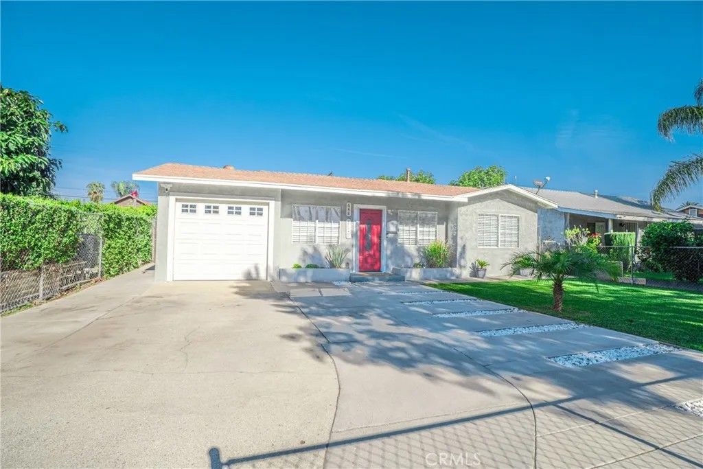 Photo of 648 W Maitland St, Ontario, CA 91762 (MLS # PF25273589)