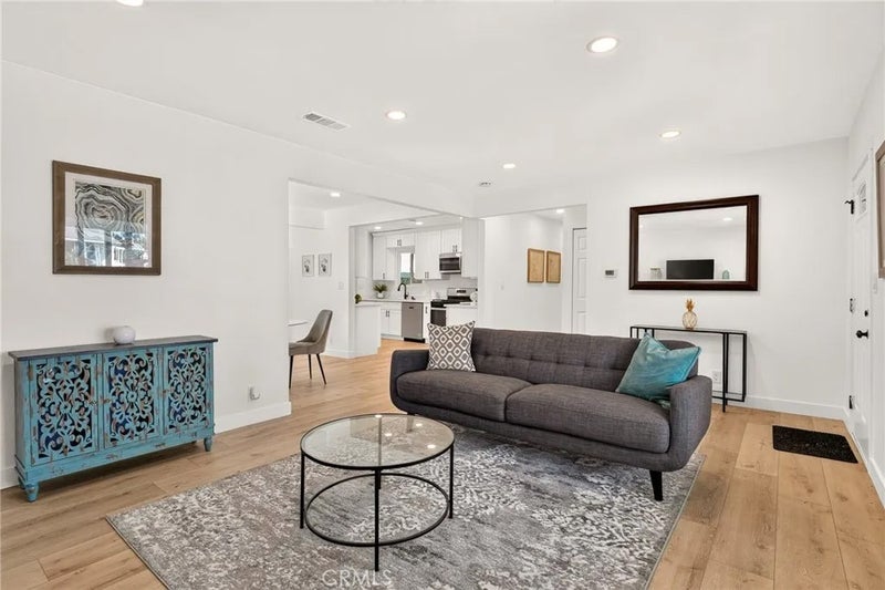 268 W Willow