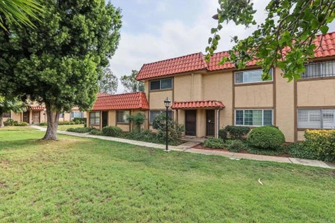 Photo of 906 N Fig Street #E, Escondido, CA 92026 (MLS # PTP2607765)