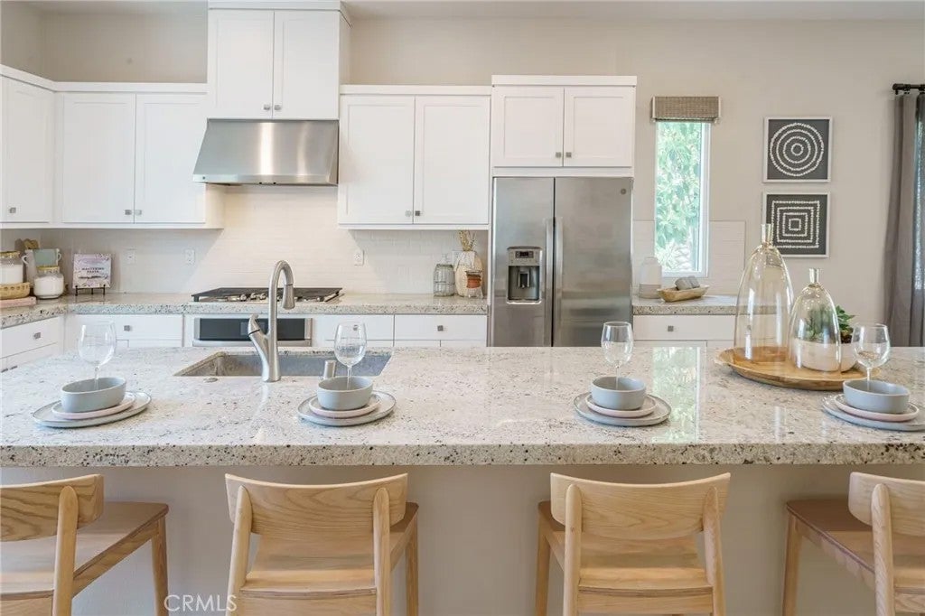 1850 S Westside Drive 10