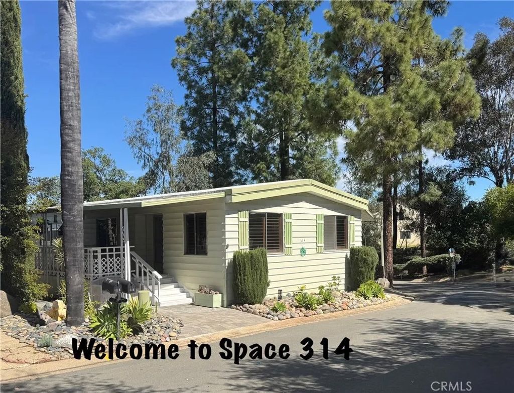Photo of 1751 W Citracado Pkwy #314, Escondido, CA 92029 (MLS # ND26044688)