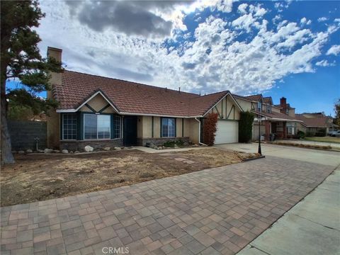 Tiny photo for 566 E Avenue R8, Palmdale, CA 93550 (MLS # SR25236776)
