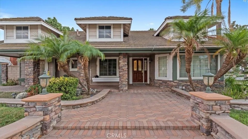Photo of 13511 Greenstone DR, Rancho Cucamonga, CA 91739 (MLS # CV26202553)