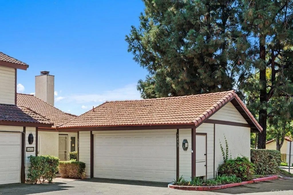 Photo of 5653 Tumbleweed Way, Oceanside, CA 92057 (MLS # NDP2608953)