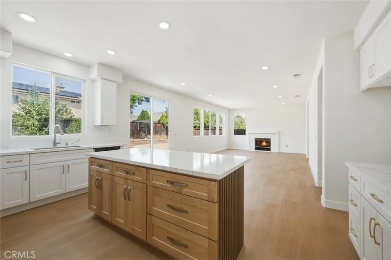 25868 Boulder Rock Pl