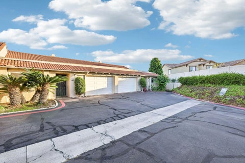 Photo of 31908 Del Cielo Este #4C, Bonsall, CA 92003 (MLS # 260025397)