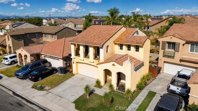 3891 Albillo Loop