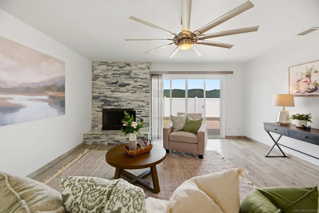 Photo of 13011 Avenida Grande, San Diego, CA 92129 (MLS # 260007870)