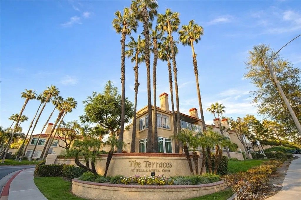 Photo of 1151 Veramar Court #101, Corona, CA 92882 (MLS # IV26053253)